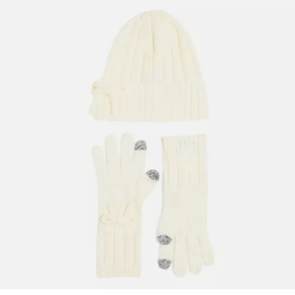 NWT NIB kate spade new york bow beanie and gift box French Cream One Size